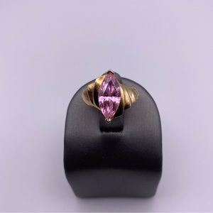 10k yellow gold pink topaz ring